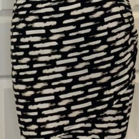 Tart Brushstrokes Braelynn Dress - Size Small - Picture 3 of 5